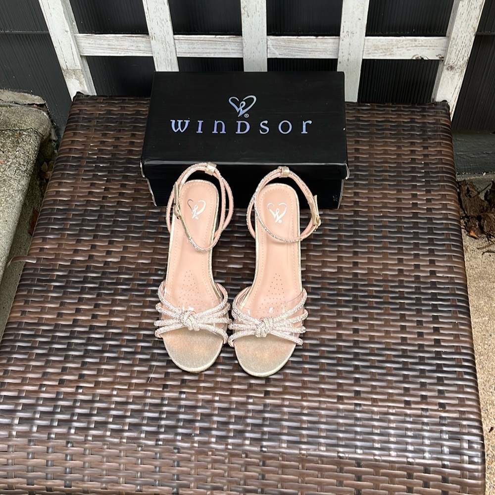 Brand New Windsor Diamond Heels Shoes Size 8